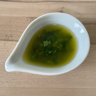 セロリの葉ドレッシング